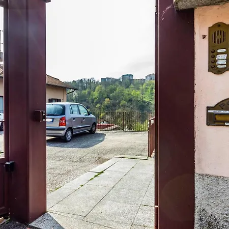 Lakecomo- Voltahub *